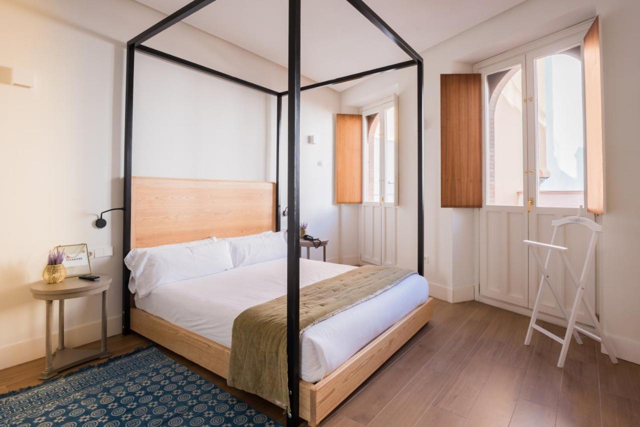 Nuea Cicerone Hotel Seville Exterior photo